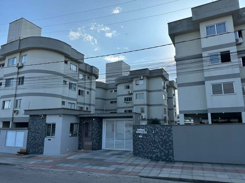 Apartamento - Venda - Revoredo - Tubaro - SC
